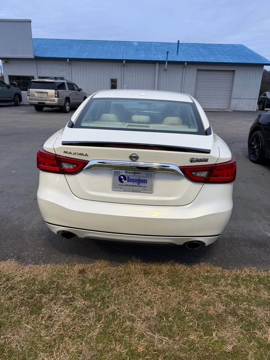 2017 Nissan Maxima 8th Gen - Image 4 of 12