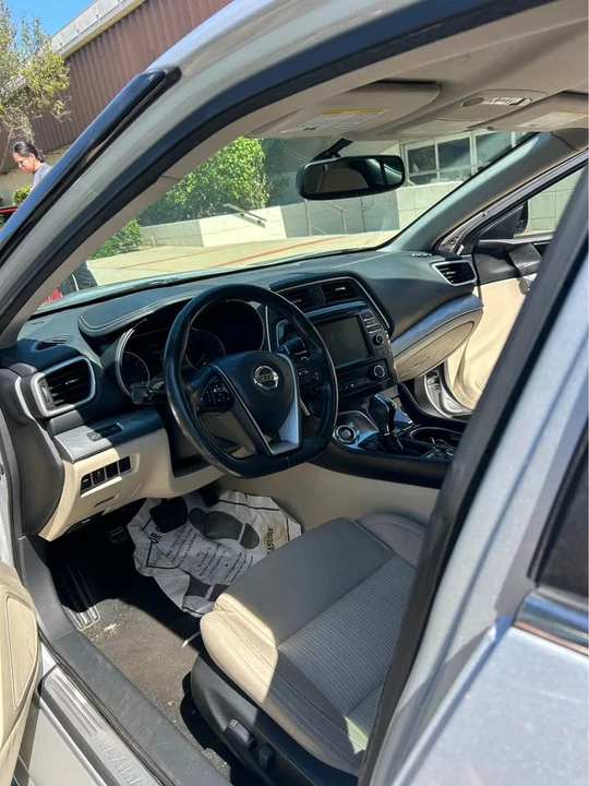 2017 Nissan Maxima 8th Gen - Image 9 of 10