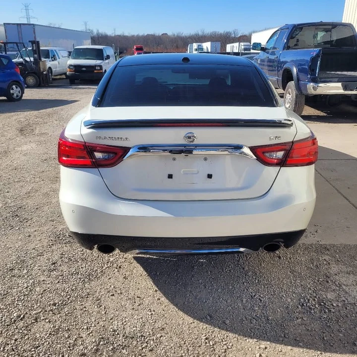 2017 Nissan Maxima 8th Gen - Image 5 of 15