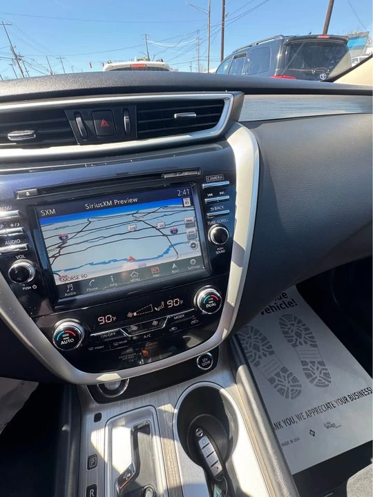 2017 Nissan Murano 3rd Gen - Image 4 of 17
