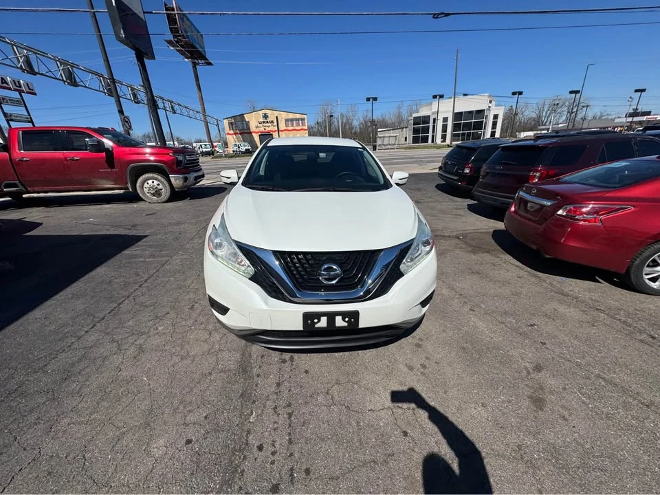 2017 Nissan Murano 3rd Gen - Image 9 of 17