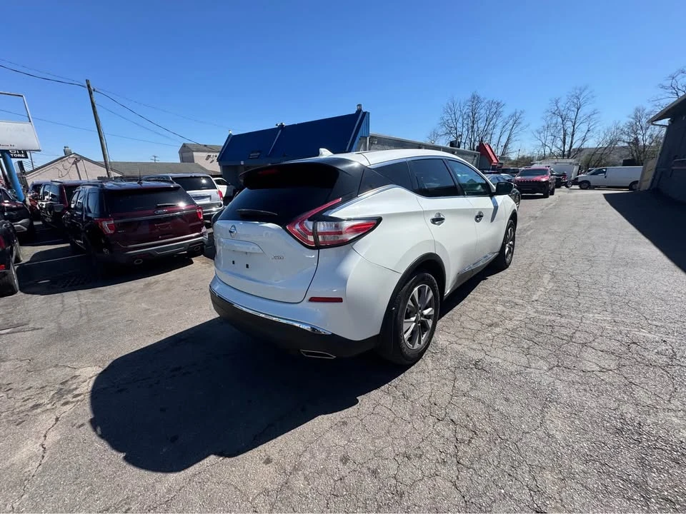 2017 Nissan Murano 3rd Gen - Image 16 of 17