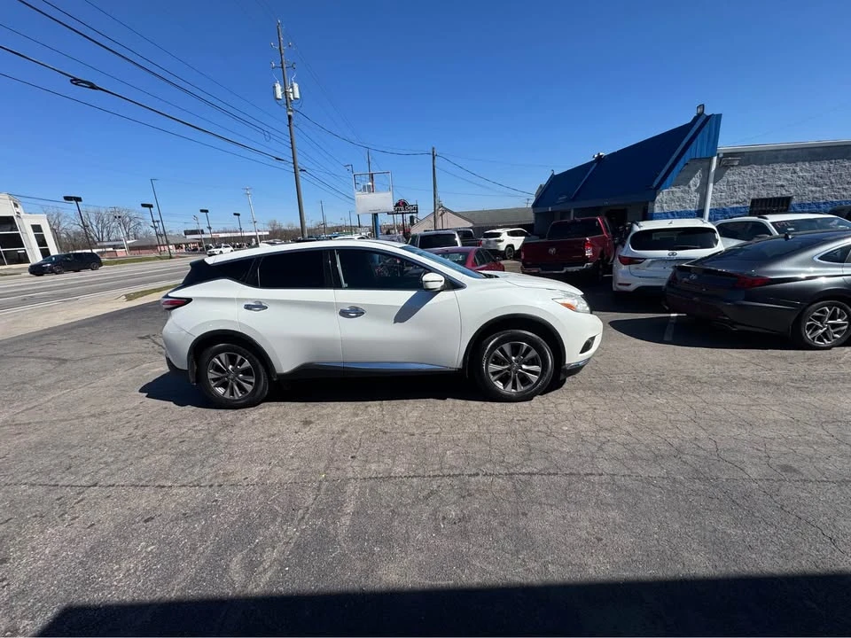 2017 Nissan Murano 3rd Gen - Image 13 of 17