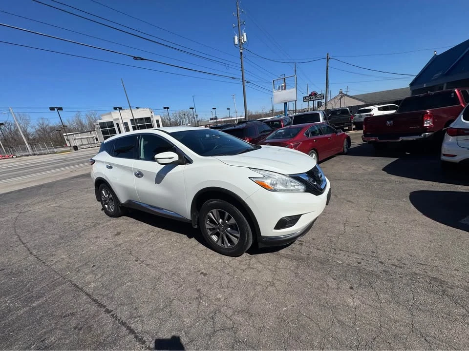 2017 Nissan Murano 3rd Gen - Image 10 of 17