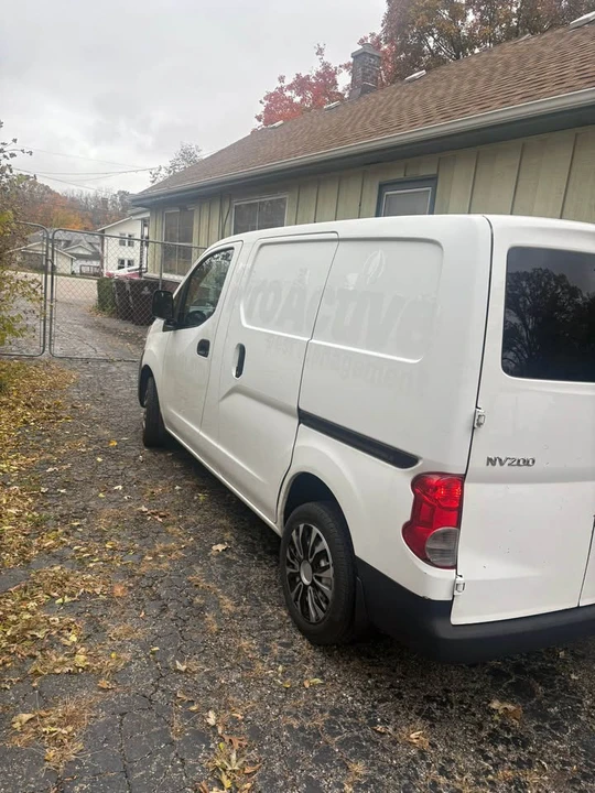 2017 Nissan NV - Image 10 of 13