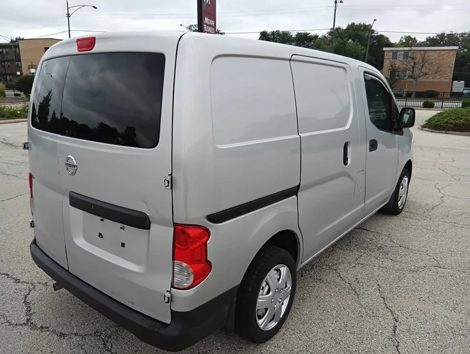 2017 Nissan NV - Image 9 of 13