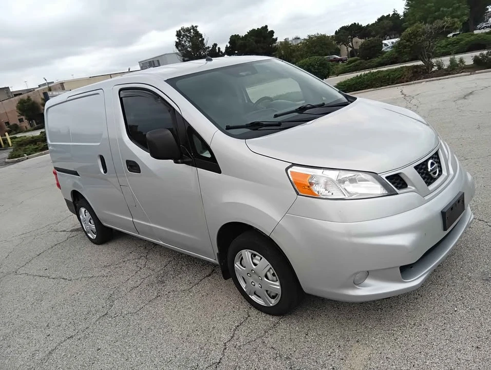 2017 Nissan NV - Image 3 of 13