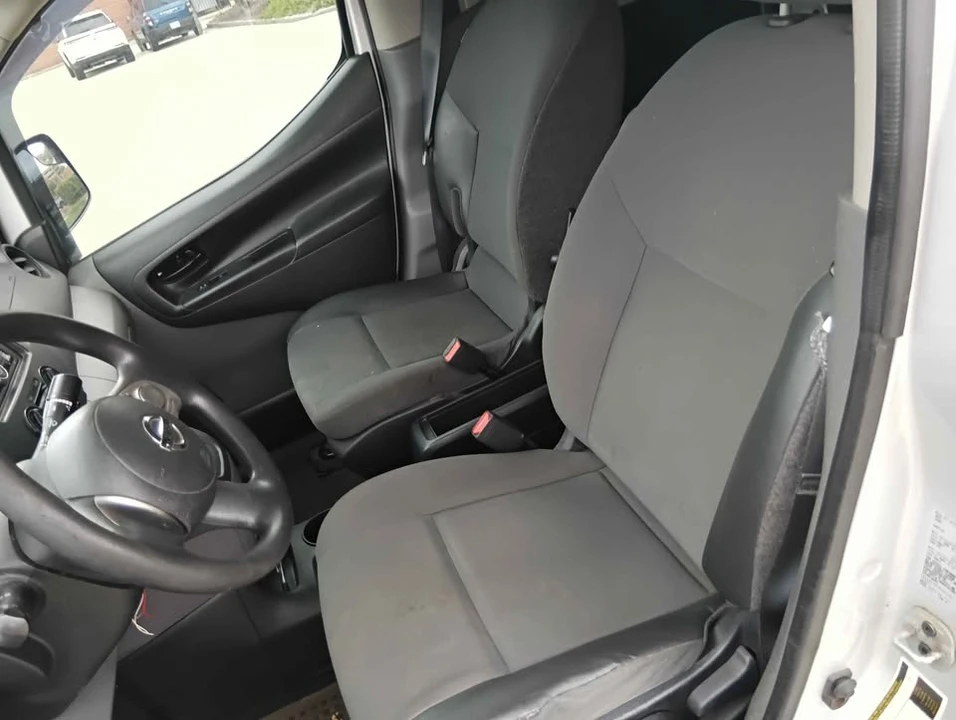 2017 Nissan NV - Image 12 of 13