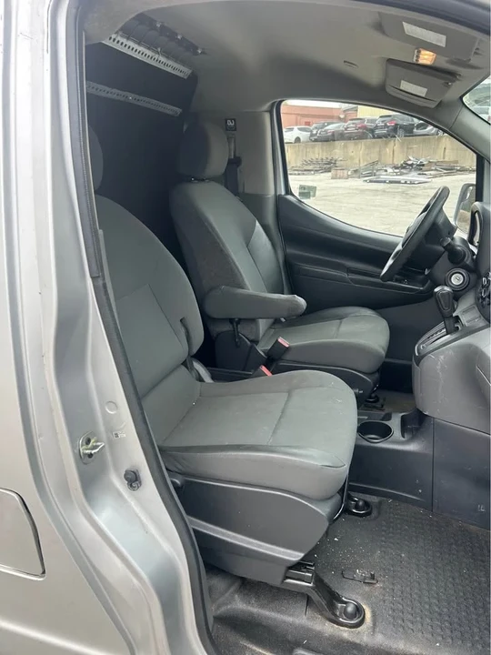 2017 Nissan NV - Image 11 of 11