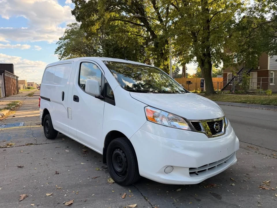 2017 Nissan NV - Image 7 of 16