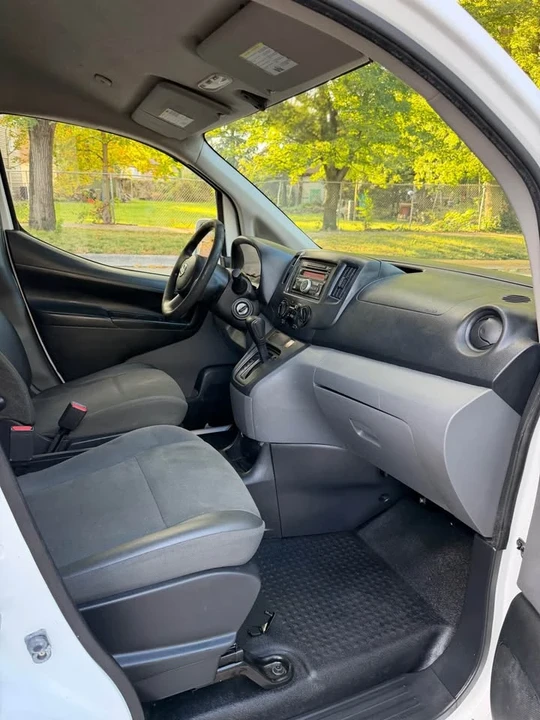 2017 Nissan NV - Image 13 of 16