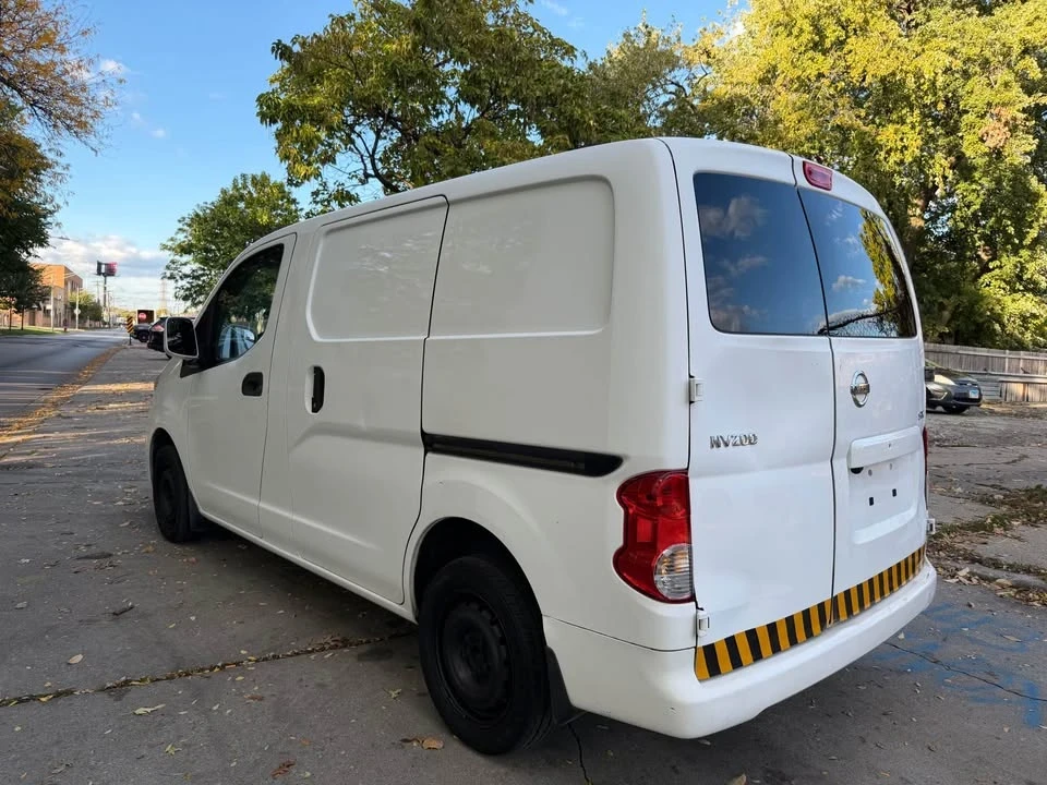 2017 Nissan NV - Image 3 of 16