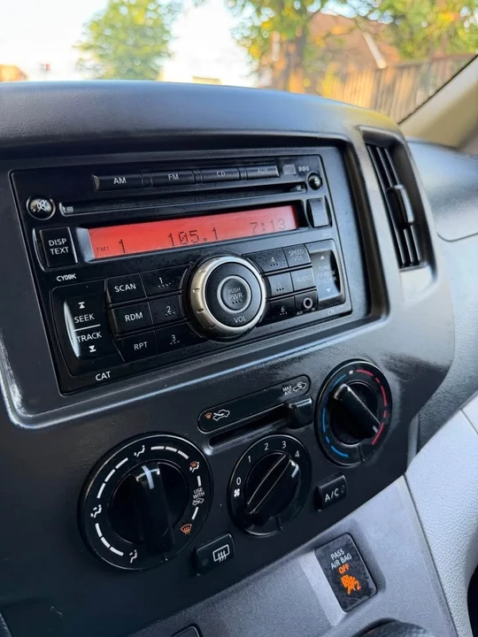 2017 Nissan NV - Image 16 of 16