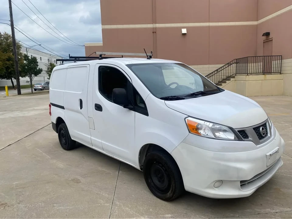 2017 Nissan NV - Image 7 of 16