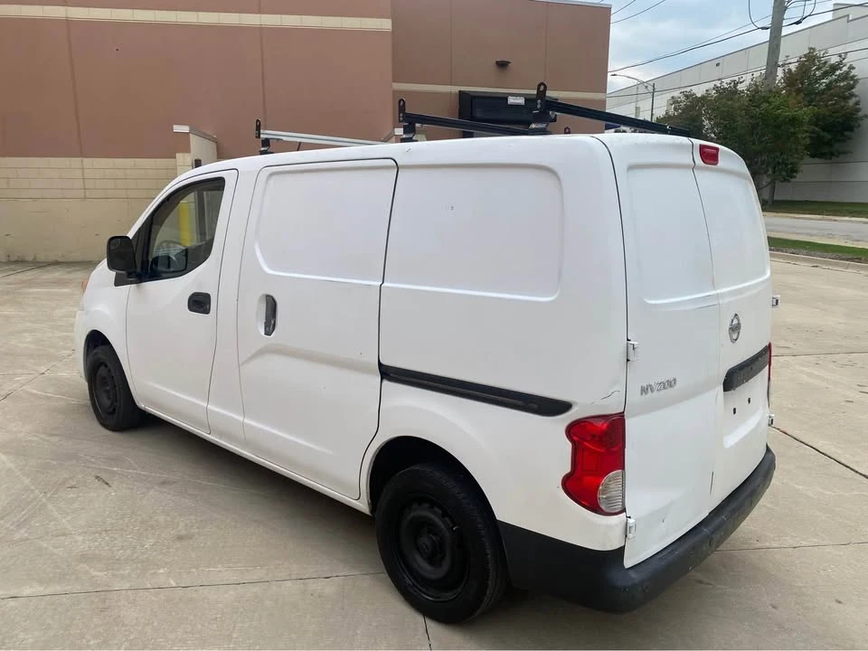 2017 Nissan NV - Image 3 of 16