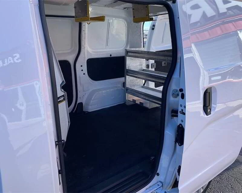 2017 Nissan NV - Image 7 of 12