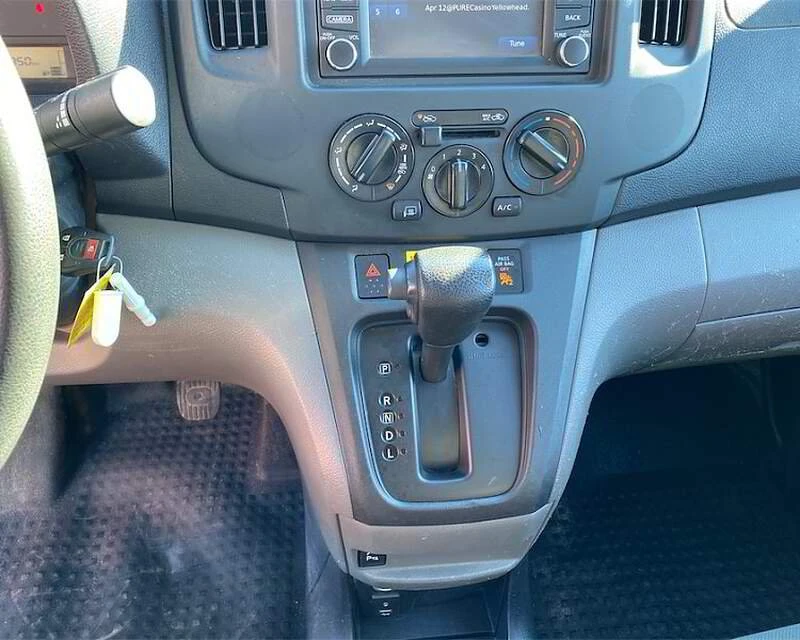 2017 Nissan NV - Image 10 of 12