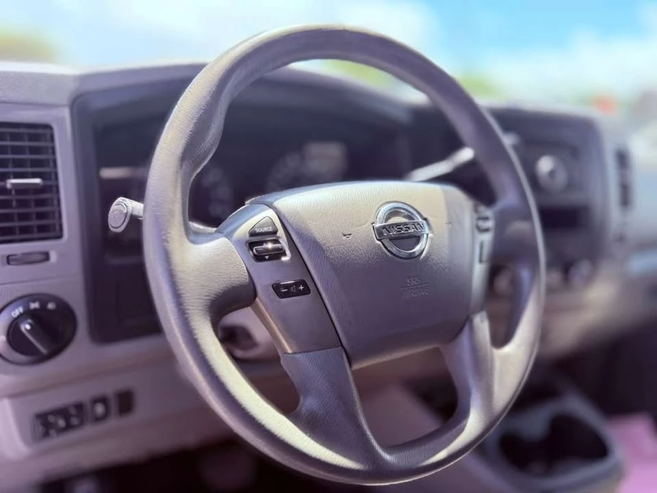 2017 Nissan NV2500 - Image 11 of 12