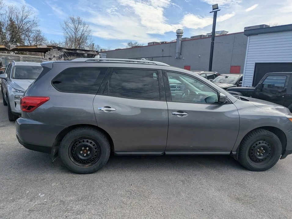 2017 Nissan Pathfinder 4th Gen - Image 6 of 19