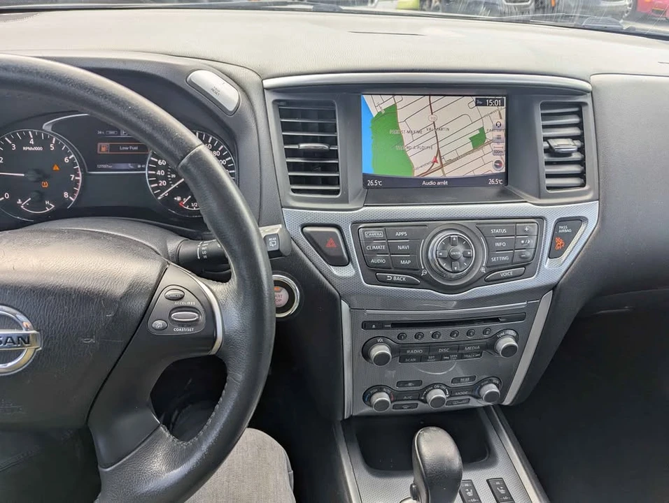 2017 Nissan Pathfinder 4th Gen - Image 13 of 19
