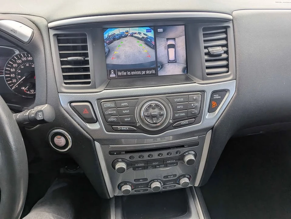 2017 Nissan Pathfinder 4th Gen - Image 11 of 19