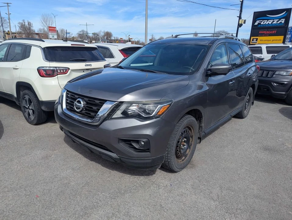 2017 Nissan Pathfinder 4th Gen - Image 16 of 19