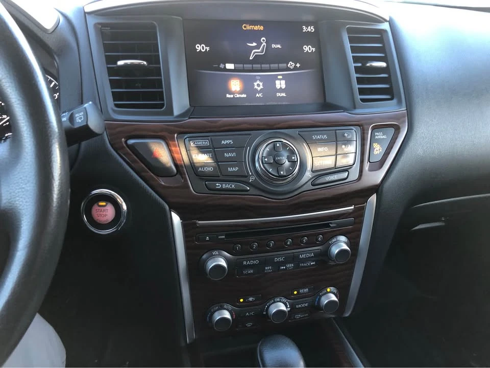 2017 Nissan Pathfinder 4th Gen - Image 10 of 18