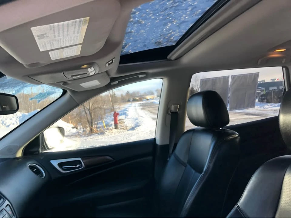 2017 Nissan Pathfinder 4th Gen - Image 12 of 18