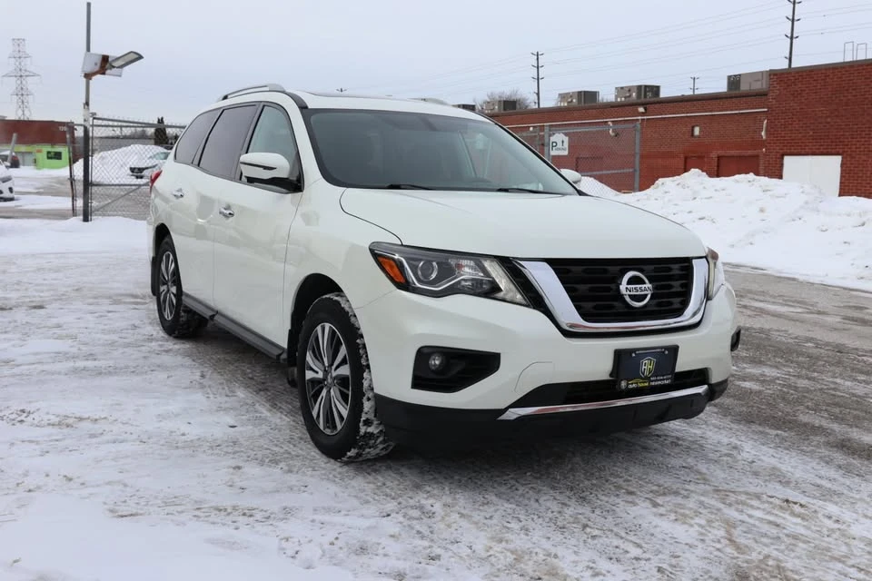 2017 Nissan Pathfinder 4th Gen - Image 9 of 20