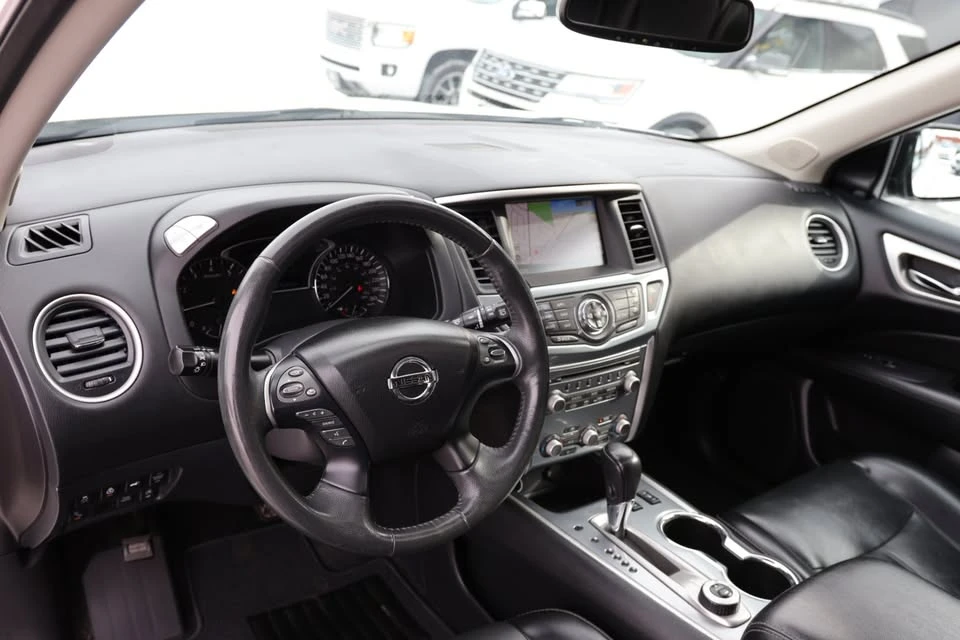2017 Nissan Pathfinder 4th Gen - Image 18 of 20