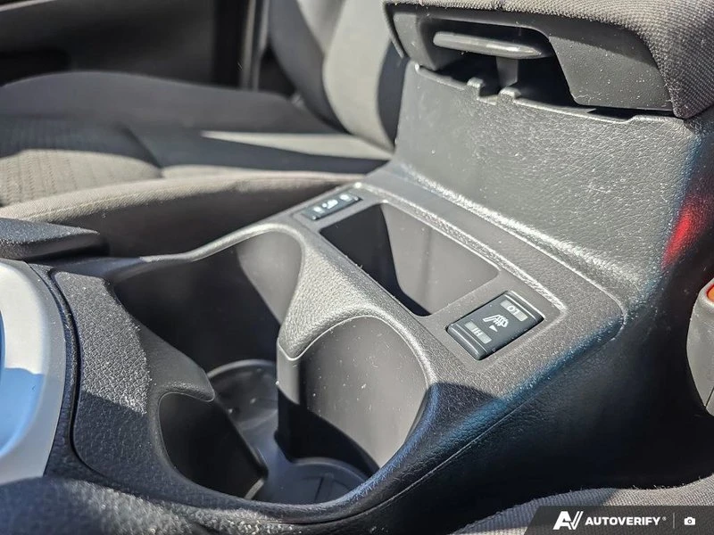 2017 Nissan Rogue - Image 19 of 20