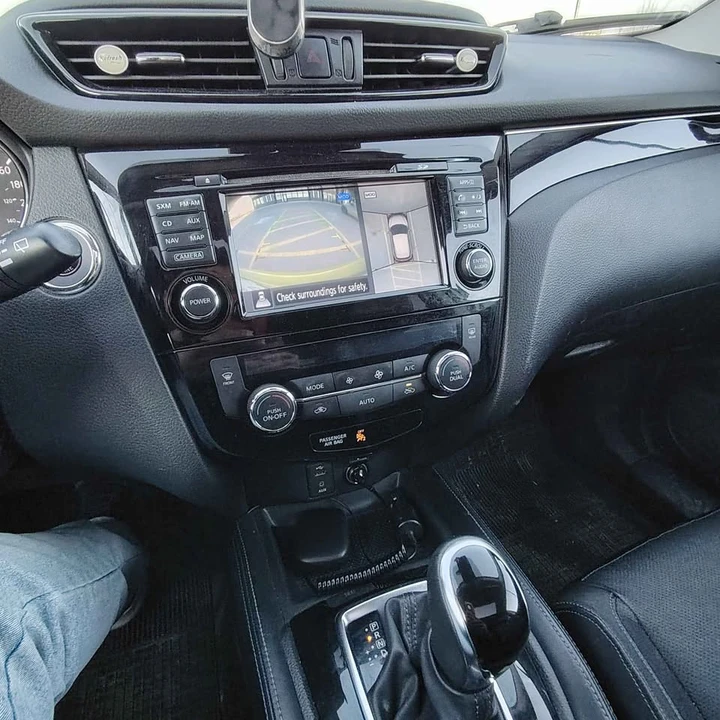2017 Nissan Rogue - Image 13 of 16