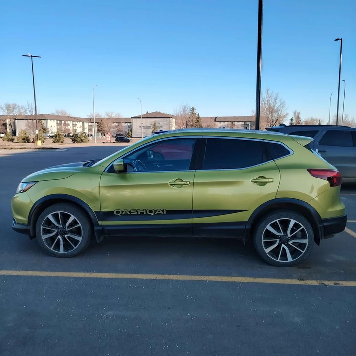 2017 Nissan Rogue - Image 5 of 16