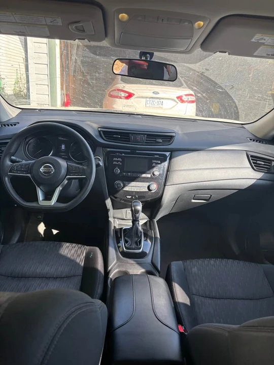 2017 Nissan Rogue - Image 7 of 7