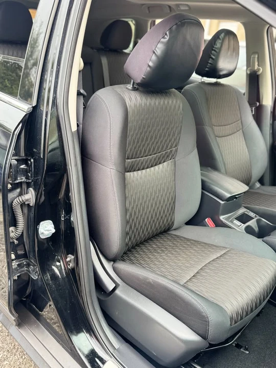 2017 Nissan Rogue - Image 12 of 18