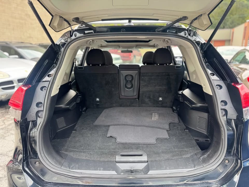 2017 Nissan Rogue - Image 13 of 18