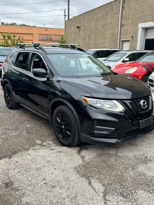 2017 Nissan Rogue - Image 7 of 18