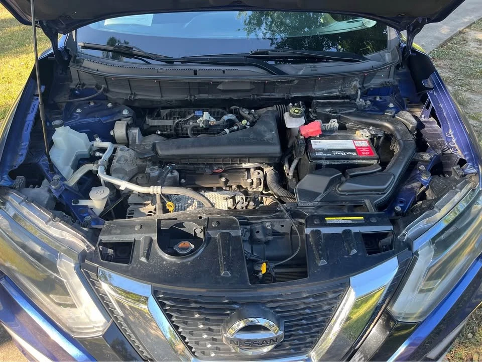 2017 Nissan Rogue - Image 13 of 15
