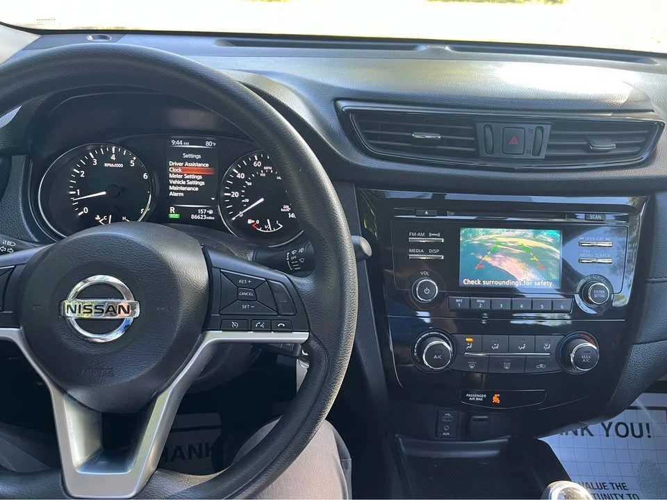 2017 Nissan Rogue - Image 14 of 15
