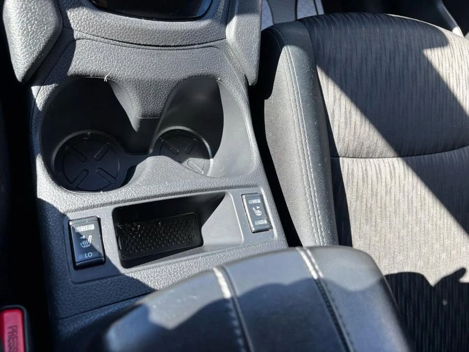 2017 Nissan Rogue - Image 17 of 20