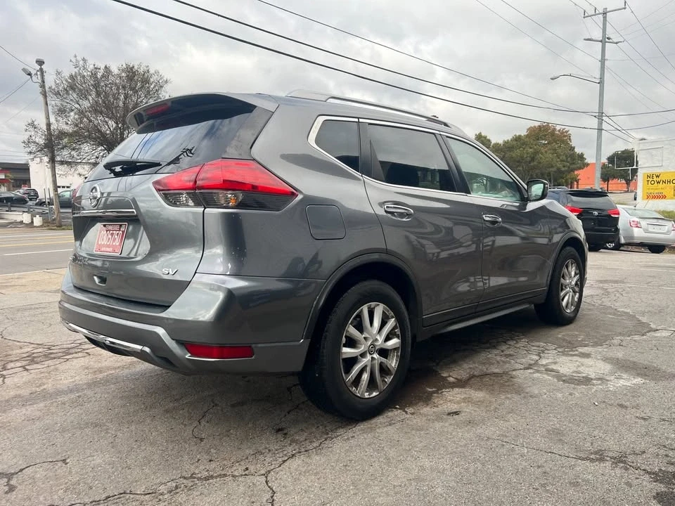 2017 Nissan Rogue - Image 3 of 12