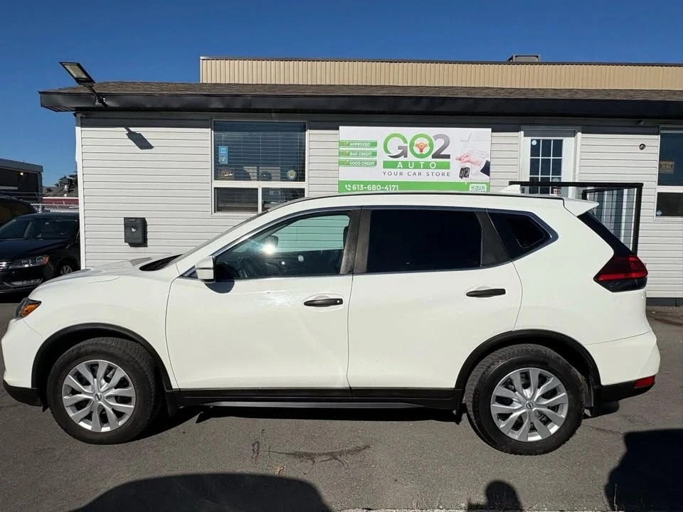 2017 Nissan Rogue - Image 8 of 20