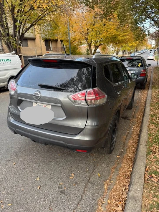 2017 Nissan Rogue - Image 2 of 6
