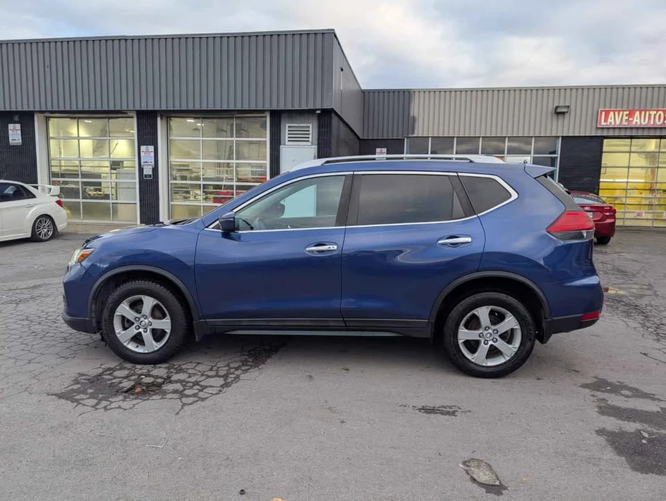 2017 Nissan Rogue - Image 5 of 19