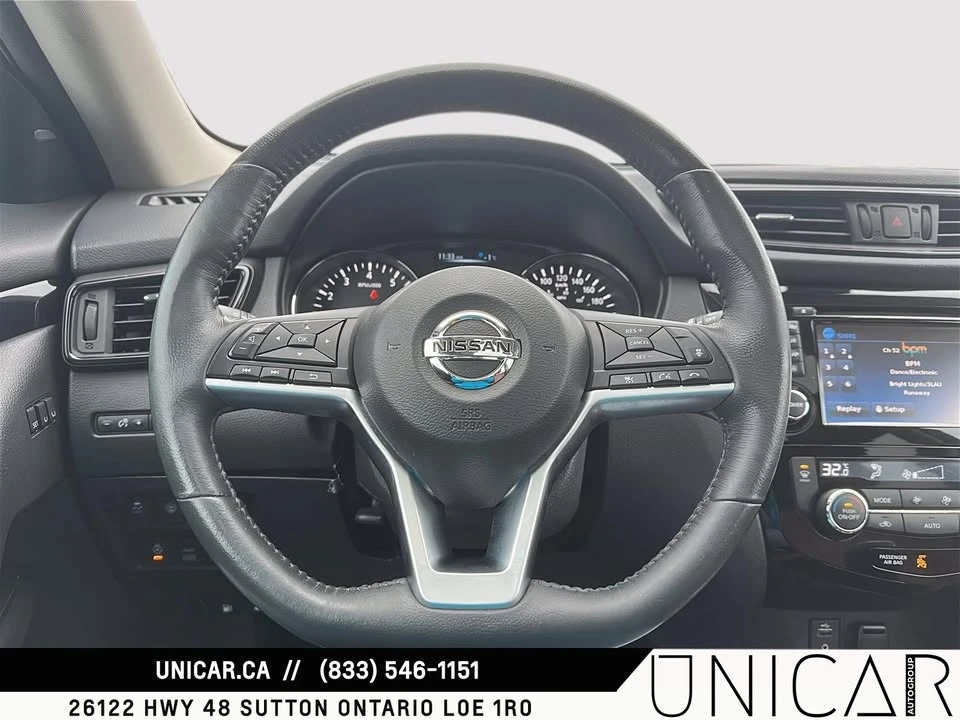 2017 Nissan Rogue - Image 16 of 20