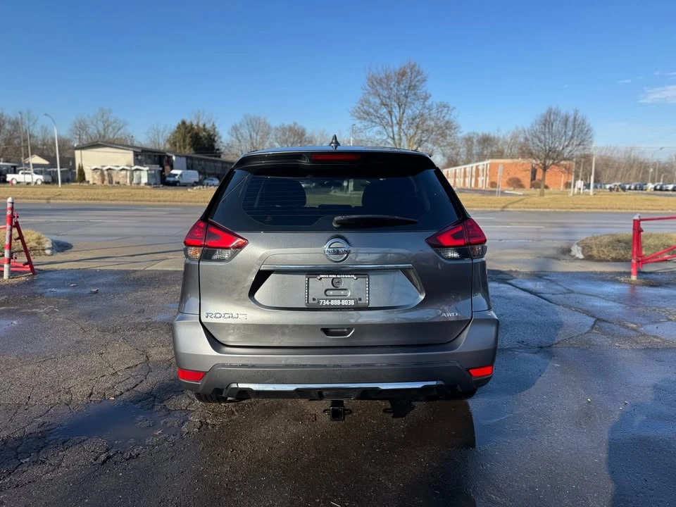 2017 Nissan Rogue - Image 6 of 20