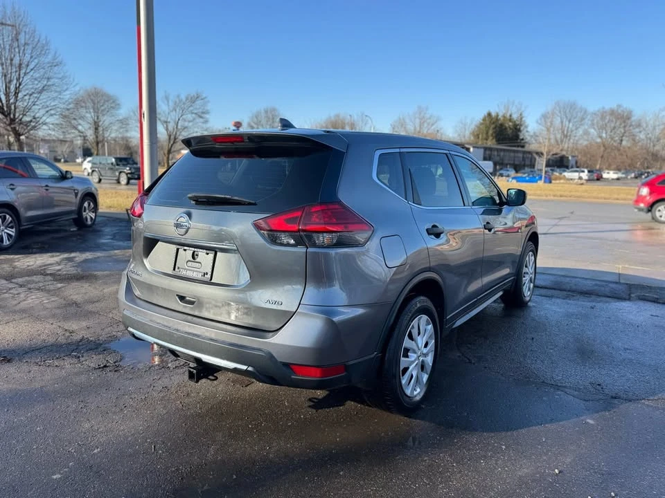 2017 Nissan Rogue - Image 7 of 20