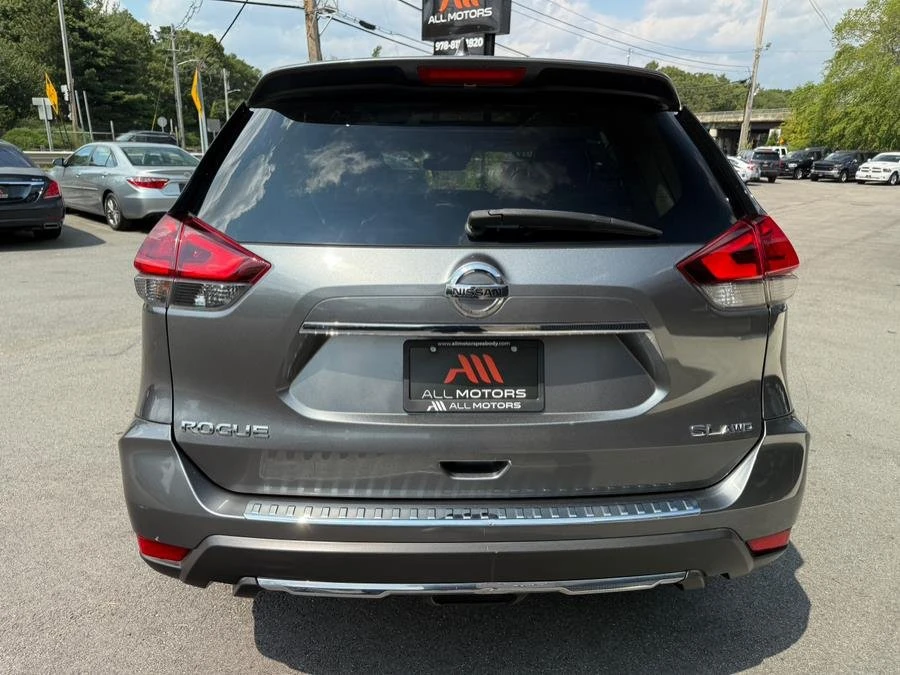 2017 Nissan Rogue - Image 5 of 19