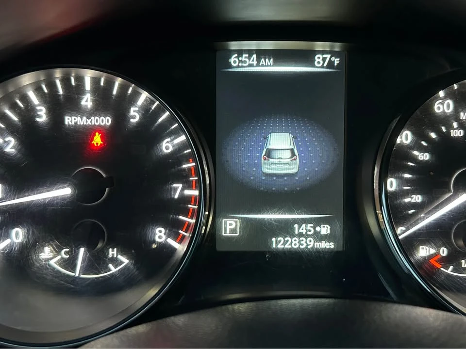 2017 Nissan Rogue - Image 14 of 16
