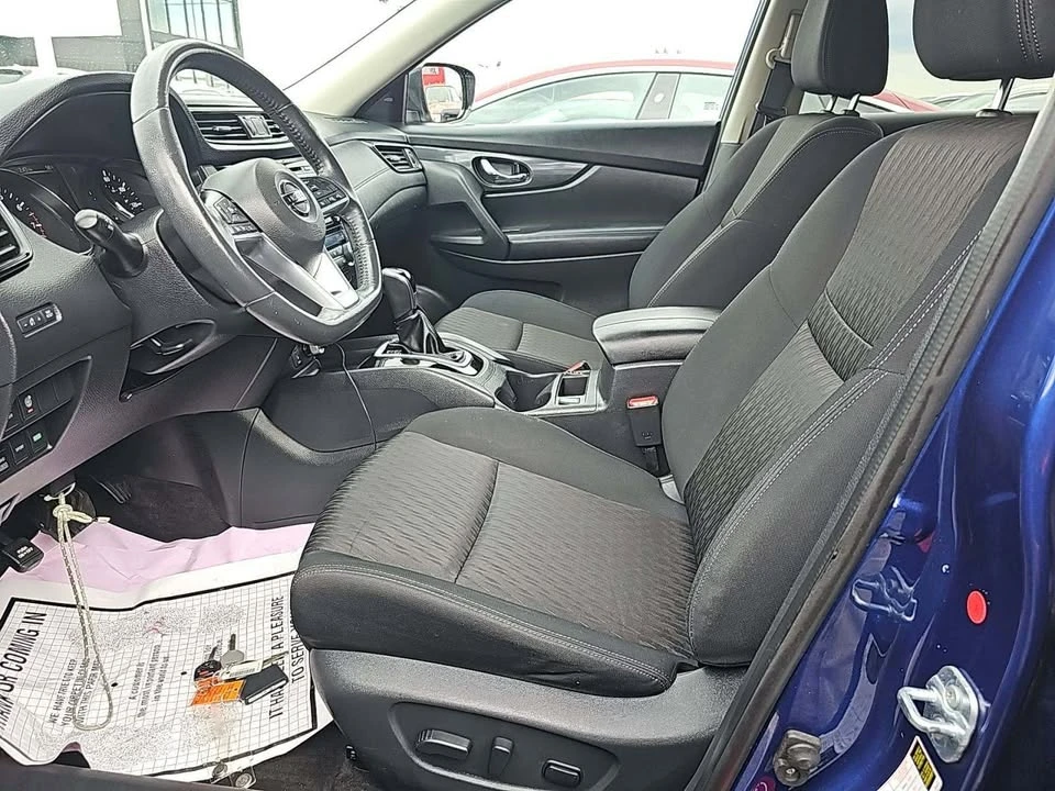 2017 Nissan Rogue - Image 2 of 6